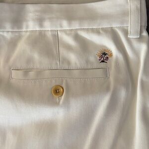 Tommy Bahama Light Khaki Pleated Front 100% Silk Men's Shorts